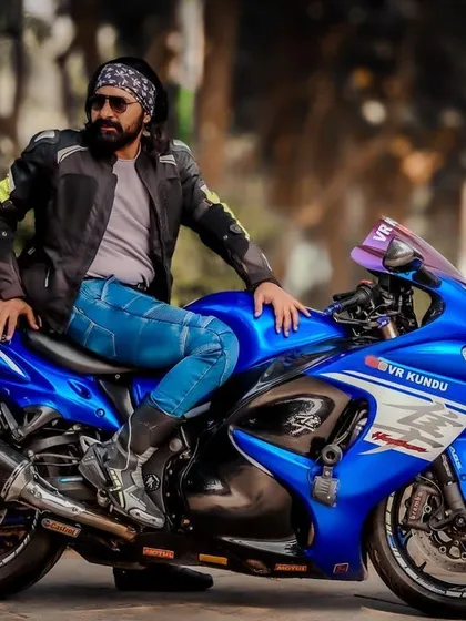 An automotive portrait is about more than just the machine; it's about the attitude. I aimed to capture the sleek power of this Suzuki Hayabusa against a natural backdrop, reflecting the freedom and passion of the rider.