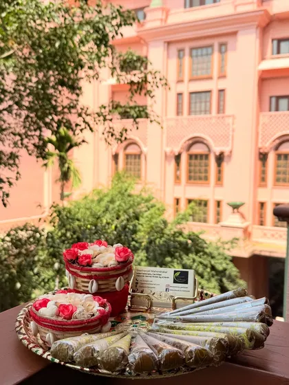 All my students learn to work with high-quality, professional materials. Here is my setup with freshly made organic henna cones, ready for a bridal appointment.