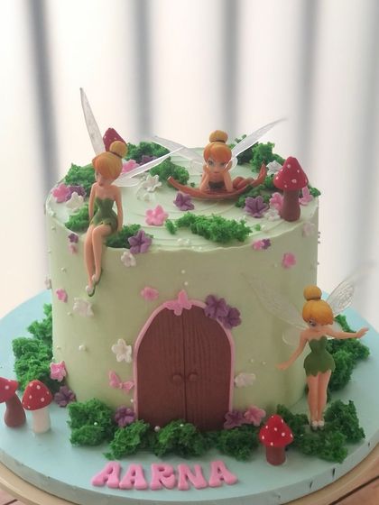 Ankita Das - Designer Cakes & Desserts Magical Worlds: Princesses, Mermaids & Unicorns photo 29