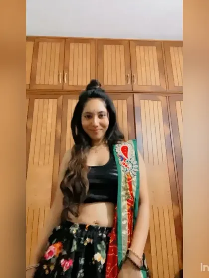 Getting ready for a Dandiya night at Prestige Park Drive. This is one of my favorite modern-traditional looks for a festive event.