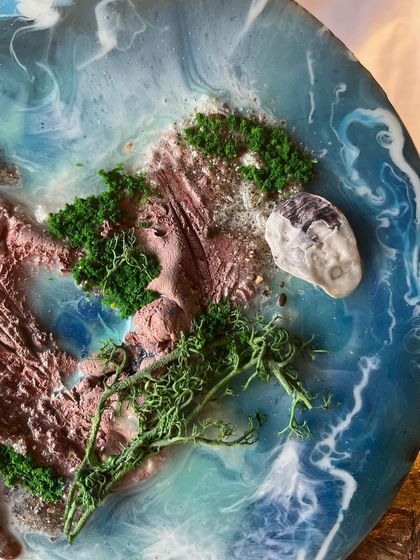 Vritti Kotian - Experiential Art for Events & Brands Bespoke Resin Art photo 4