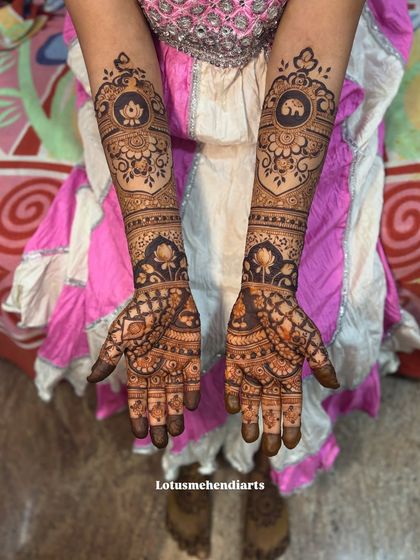 Lotus Mehendi Arts - Bridal & Occasion Mehendi Elaborate Bridal Designs photo 13