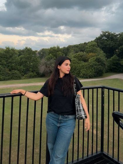 A slightly different angle from the same lookout, offering variety for a post or story.