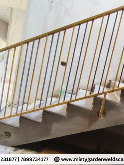 I build staircases that are both safe and stylish. This custom metal staircase, fabricated for a farmhouse on Kanakapura Road, is designed with precision and durable structural support to withstand outdoor conditions while enhancing the property's overall aesthetic.
