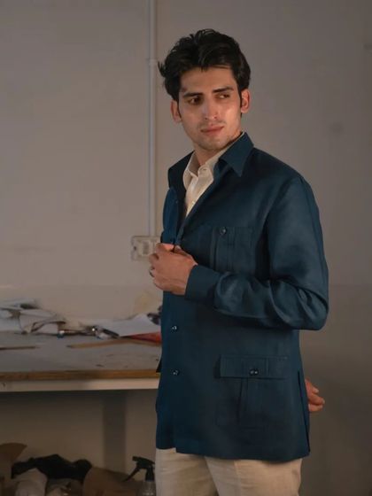 Perfect for layering, this overshirt can be worn as a standalone piece or paired with a shirt for a more structured look.