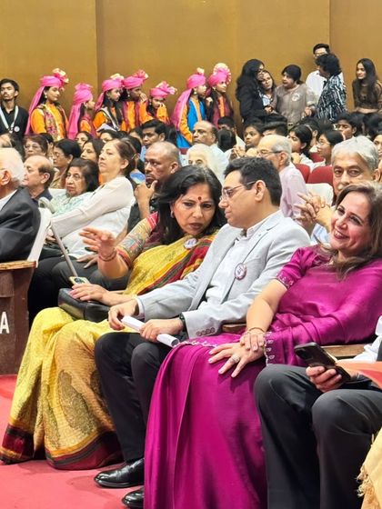 In conversation during the PCGT event. These forums are essential for exchanging ideas on governance and public service with experienced leaders and aspiring students.