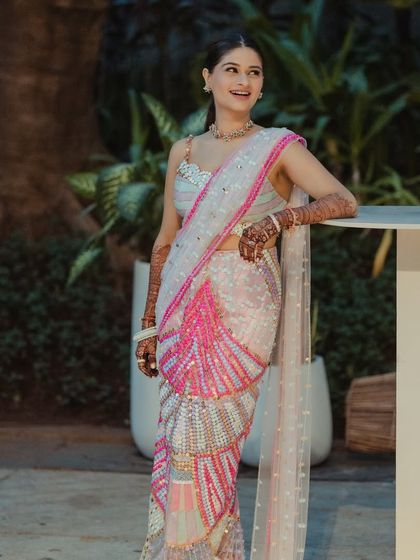 Another beautiful portrait of the bride at her carnival event.