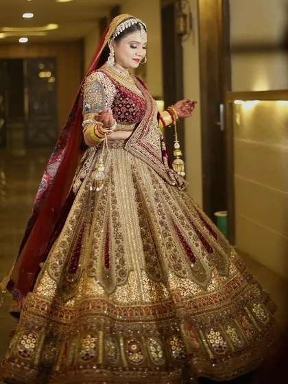 My bride Bharti, looking absolutely stunning in her heavily embroidered lehenga.