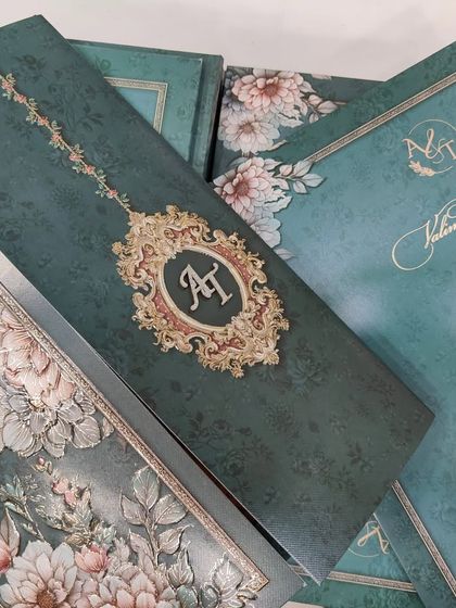 House Of Cards - Custom Gift Boxes & Packaging Luxe Wedding Invitation Boxes photo 3