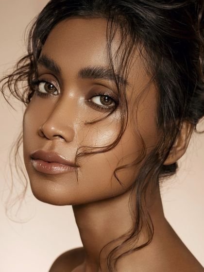 Studio Finesse - Beauty & Skincare Photography The Skincare Narrative: Hydrated & Luminous Skin photo 3