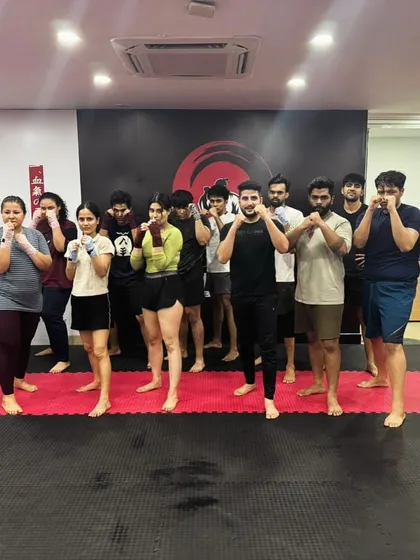 The Thursday evening squad after a great class. Consistency is key to progress.