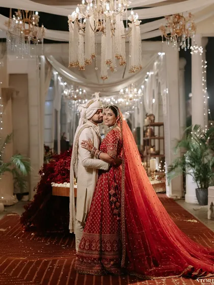 A timeless portrait of Kajal and Anurag at Mundota Palace. I look for moments of calm amidst the celebration to create these elegant, magazine-worthy frames that feel both regal and deeply personal.