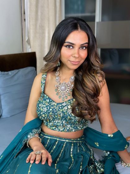 Evening & Cocktail Glam photo 9