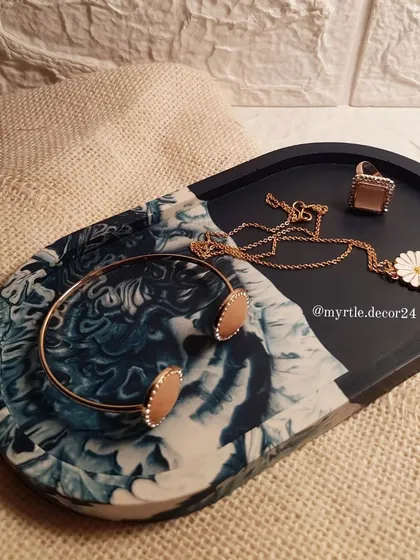 Another angle of our ocean-themed XL trinket tray, perfect for holding your daily accessories.
