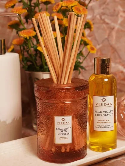 A curated selection from our extensive product portfolio, showcasing the diverse range of fragrances, colors, and designs we offer. Each image highlights the beauty and versatility of our candles, diffusers, and gift sets.
