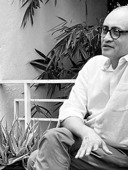 A portrait taken during a visit to Studio Thirdspace in Belgaum. I believe architecture is a collaborative discipline, and moments of conversation and exchange with fellow practitioners are an invaluable part of my process.
