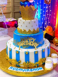 Custom Cakes