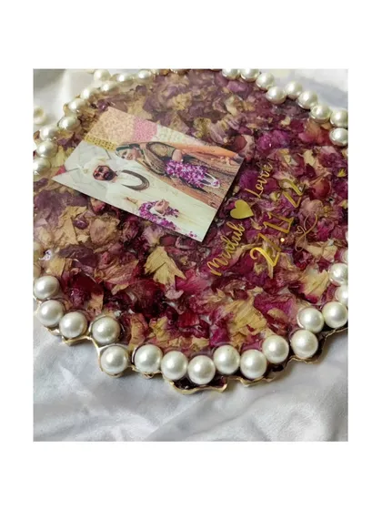 This gallery shows a variety of my personalized photo frames and date keepsakes. From romantic floral designs to minimalist date frames, each piece is handcrafted to preserve your most precious memories.