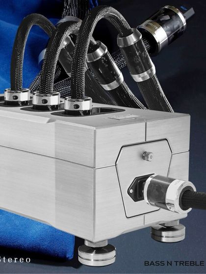 The Heart of the System: Amplifiers, DACs & Components photo 39