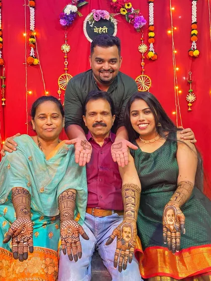 A heartwarming family portrait from a mehendi ceremony. I had the honor of creating designs for the bride and her parents, including a special portrait mehendi for her father.