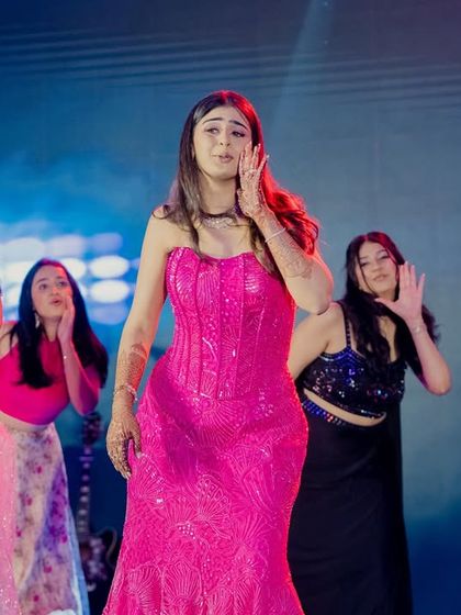 Squad Goals: Bride Tribe vs Groom Squad photo 3