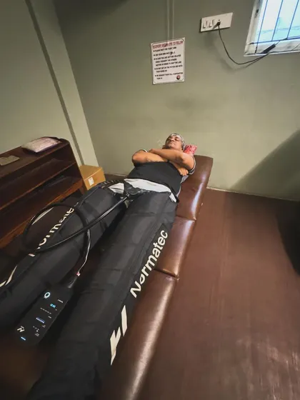 I use advanced tools like Normatec compression systems to help you recover like a pro. This technology enhances circulation and reduces muscle soreness, getting you back to your training faster and feeling better.