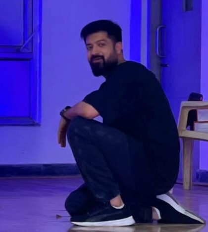 A constant reminder to myself: keep your head up and believe. The universe is within you.