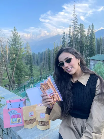 Taking my healthy, gluten-free snacks on my travels to Kashmir. My breadsticks and crackers are perfect for snacking on the go.