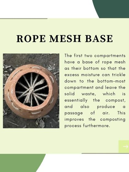 The first two compartments feature a unique rope mesh base. This clever design allows excess moisture to drain down while keeping the solid waste in place, improving air circulation from below and speeding up the composting process.