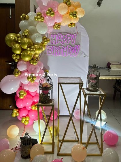 Elegant & Personalized Birthday Decor photo 11