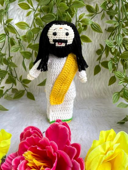 A replica doll of the spiritual leader Sri Sri Ravishankar Guruji. It was an honor to create this doll, and I was so happy to hear it was shown to Guruji himself.