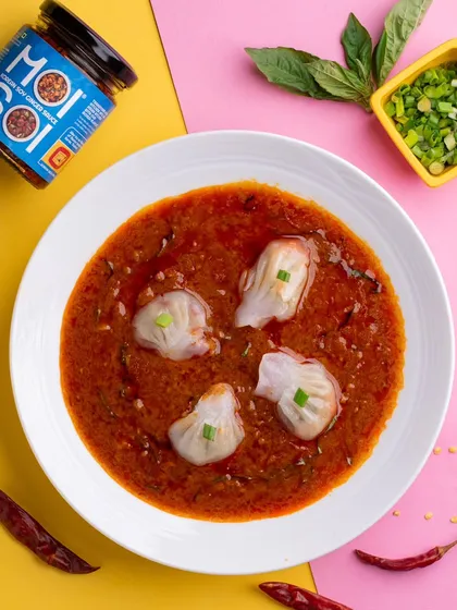 We made these jhol momos look extra tempting for Moi Soi. The bright, colorful background makes the product pop, perfect for catching eyes on Instagram.