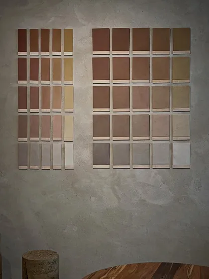 We spent a few days with BC Architects & Studies in their workshop, learning about contemporary earth construction. Their innovative techniques for earth plasters, compressed blocks, and rammed earth are a great source of inspiration.