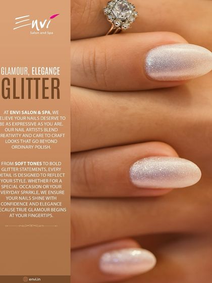 For those who love to sparkle, this close-up shows a gorgeous full-coverage glitter manicure. The fine, shimmering particles catch the light beautifully, creating an elegant and glamorous effect.