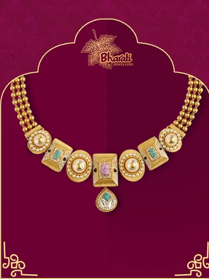 This stunning fusion necklace showcases exquisite Bikaner Meenakari work with new pastel stone fittings. The timeless shape makes it the ideal accessory to elevate any outfit with a touch of Rajasthani elegance.