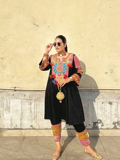 Priyanshi Khandelwal - Personal Fashion Styling Celebration Closet: Ethnic & Festive Styles photo 31