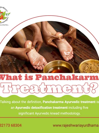 An introduction to Panchakarma, our primary detoxification treatment. This image shows Pada Abhyanga (foot massage), an integral part of the preparatory phase that helps ground energy and relax the body.