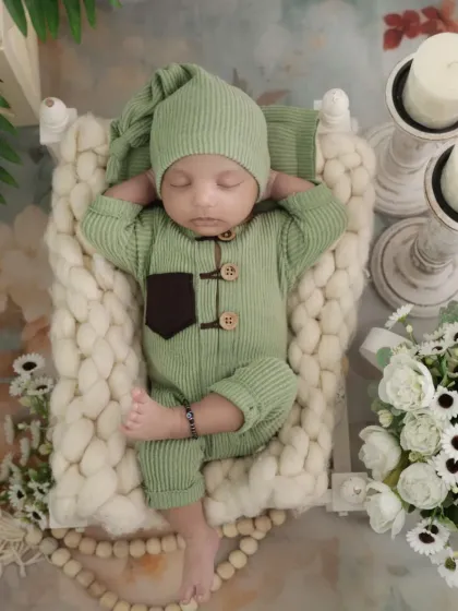 Newborn Dreams: The First Few Weeks photo 33