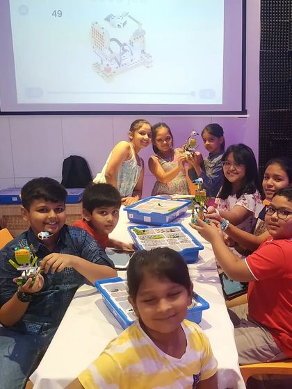 MakersLoft - Holiday Camps Robotics & Coding in Action photo 40