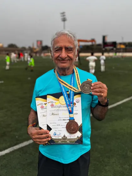 Another incredible achievement for our athlete Jayant Dawda, winning silver in 1500 meters and bronze in 800 meters at the national masters championships. We are so proud to see his dedication turn into podium finishes.