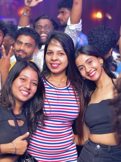 A happy group of partygoers at Hydra's Saturday night event.