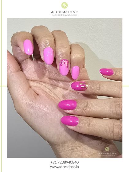 Hand-Painted Nail Art photo 12