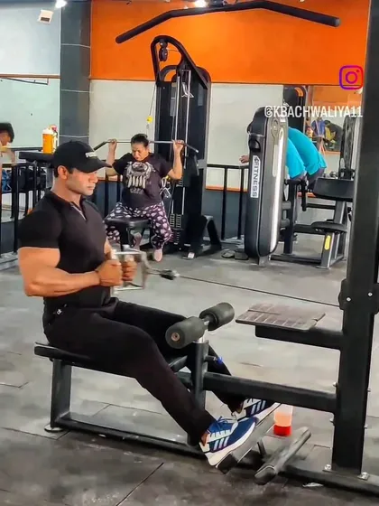 Seated cable row. Back day essentials.
