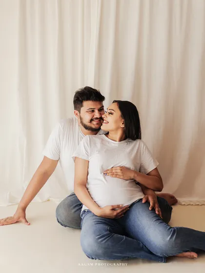 Your story doesn't always need a gown. Sometimes, the most beautiful portraits are the simplest ones. A casual session with your partner, in your favorite jeans, capturing the real, everyday love that is the foundation of your growing family.