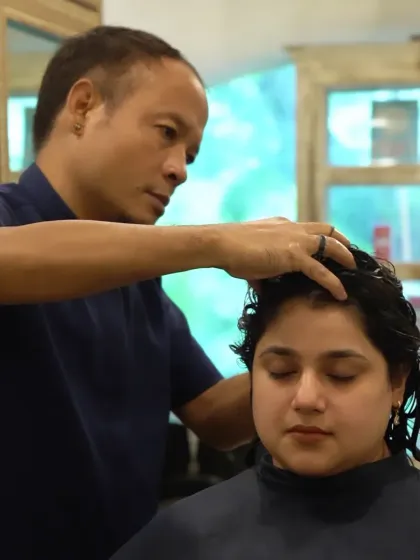 Give your hair the nourishment it craves with our Protein Shake Hair Spa. This treatment is designed to deeply nourish from root to tip, resulting in silkier, stronger hair.