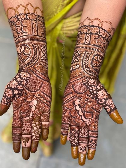 Full Bridal Mehendi (Hands) photo 78