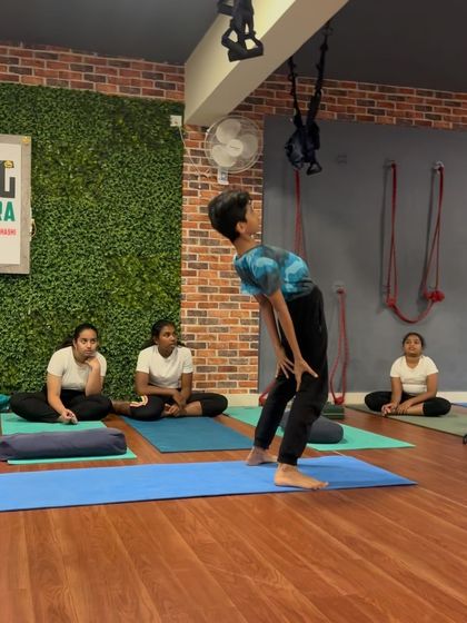 Shashi Prabha Dwivedi - Inclusive Kids Yoga Classes (In-Studio) Building Strength & Confidence: Advanced Poses photo 27