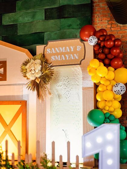 Venu Events - Full-Service Themed Birthday Party Planning Charming Barnyard Bashes photo 14