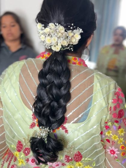 Dakshayini - Hairstyling Academy & Workshops South Indian Bridal Styles photo 8