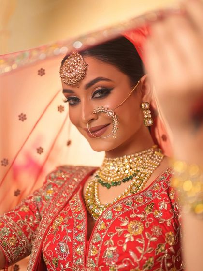 Timeless Red & Royal Brides photo 76